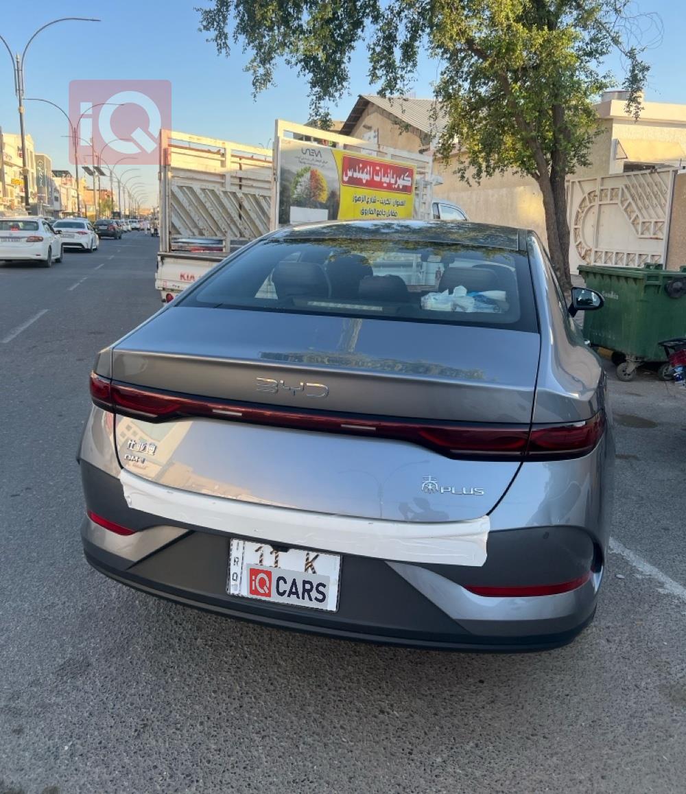 بي واي دي Qin Plus
